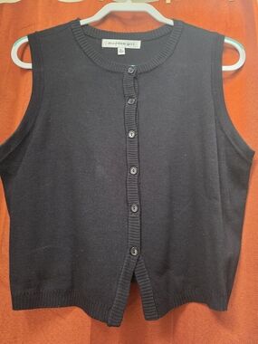 Madden Girl Black Sleeveless Button-Front Knit Vest
